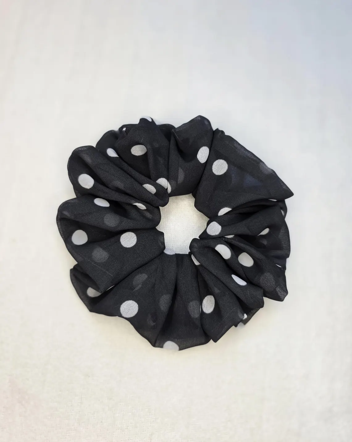 Oversized Polka Dot Scrunchies Set - Image 4
