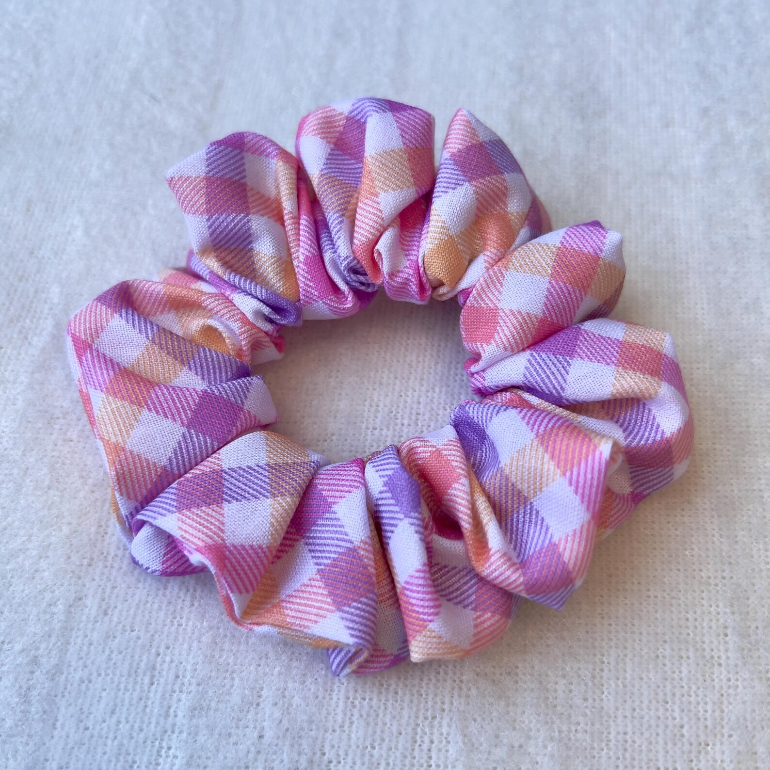 Handmade Bow Pouch Gift Set: Ruffle Hairband & Scrunchie - Image 3