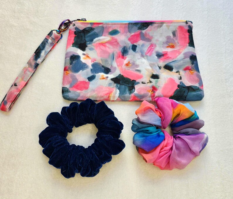 Accessories Gift Set | Pouch, Scrunchies and Keyring