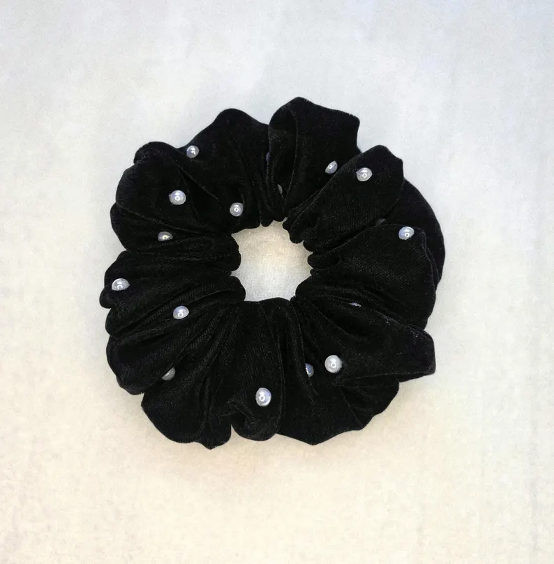 Black Velvet Pearl Scrunchie XXL | Oversized - Image 2