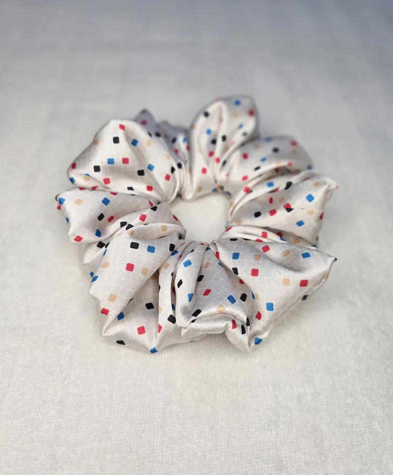 Oversized Polka Dot Scrunchies Set